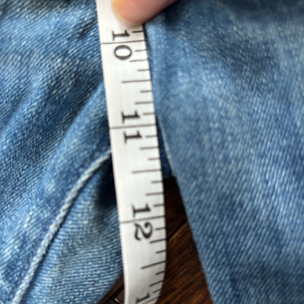 Mother ‘The Looker’ Distressed Jeans - Size 27 - Retail $275 - Picture 10 of 12